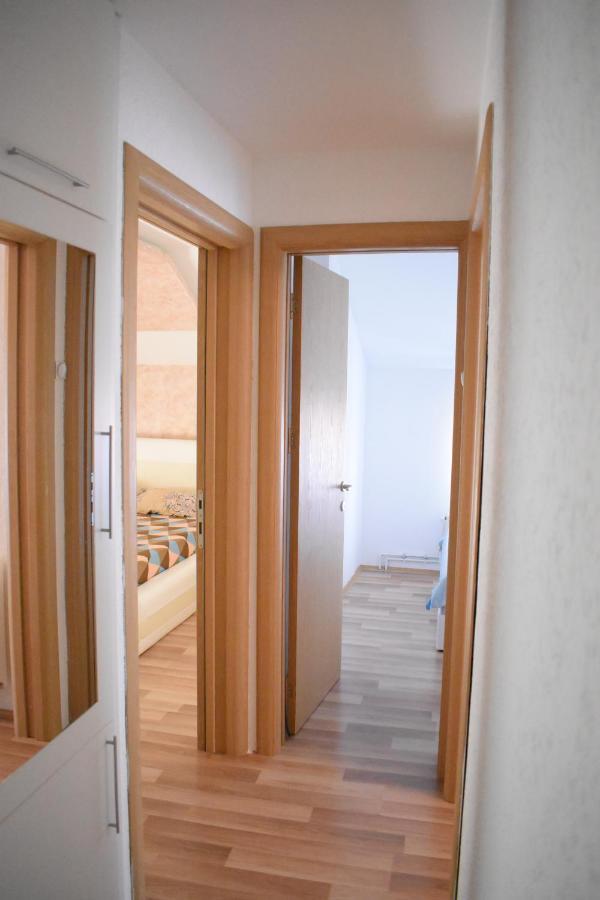 Apartments Holiday Vranje Exteriör bild